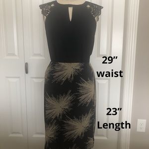 Adorable DKNY stretch skirt